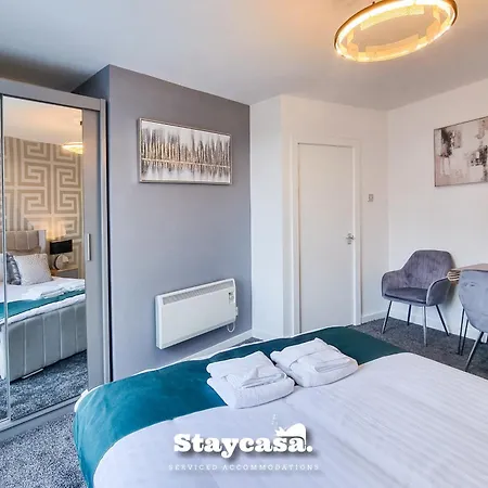 Luxury Deansgate Apt Canal View & Free Parking-3